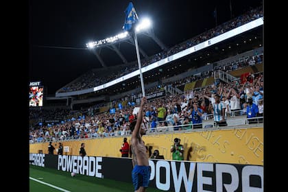 Marcos Leonardo y un festejo épico para un triunfo inolvidable de Al Hilal sobre Manchester City