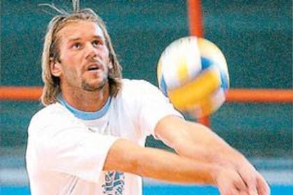 En el 2000 fue reconocido como uno de los mejores 25 de la historia del voleibol