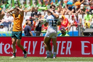 Los Pumas 7s dieron vuelta la página e iniciaron con dos resonantes victorias la aventura en Ciudad del Cabo