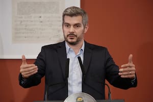 Marcos Peña viaja a Cuba "para trabajar cuestiones bilaterales"