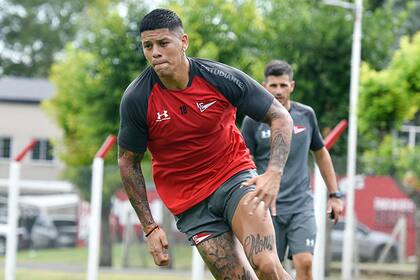 Marcos Rojo llegó hace poco a Estudiantes y ya está desgarrado.