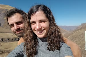 Son de Daireaux, crean sus propias máquinas y fabrican los turrones de Alicante pero en el país