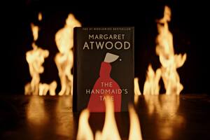 Margaret Atwood puso a prueba esta edición de El cuento de la criada