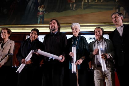 Margarita Barrientos, El padre "Pepe" Di Paola, Graciela Fernández Meijide y Héctor "Toty" Flores