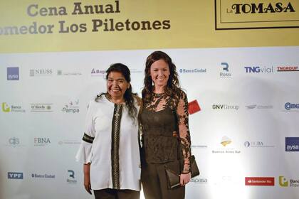 Margarita Barrientos y la ministra Carolina Stanley