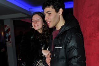 Margarita, la hija de Fito Páez y Romina Richi, de novia con el actor Balthazar Murillo