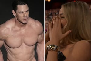 La reacción de Margot Robbie frente al inesperado desnudo de John Cena en el escenario