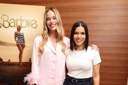 Margot Robbie y America Ferrera trabajaron juntas en la filmación de Barbie