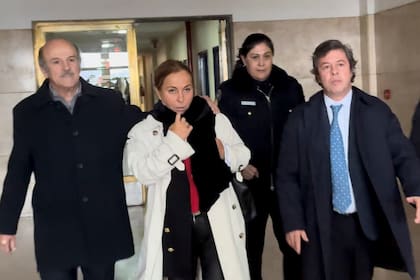 María Cantero sale de declarar en Comodoro Py