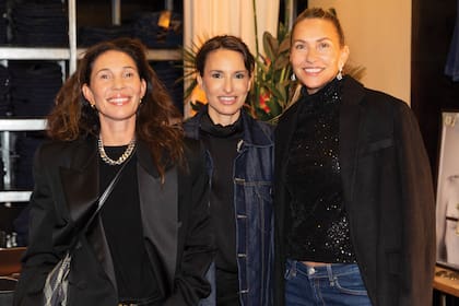 María Cher, Sol Tarlowski
y Andrea Bursten