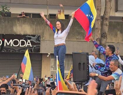 María Corina Machado reapareció en Chacao, durante las marchas opositoras antes de la asunción de Maduro