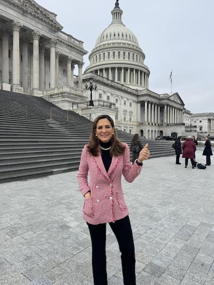 Maria Elvira Salazar es una congresista en nacida en La Pequeña Habana de Miami, de padres cubanos