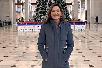 María Elvira Salazar fue periodista de Univisión y CNN en Español y desde 2020 es congresista por el partido Republicano