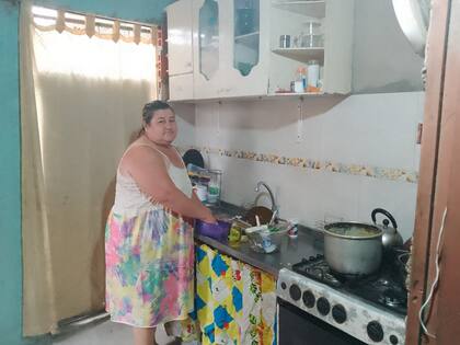 María Esther Encinas salió sorteada hace tres meses: vive en el Barrio La Rubita, en Resistencia, y pudo arreglar su casa después de que un árbol destruyera el techo