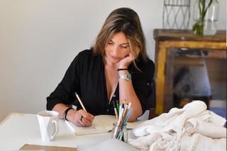 Convocaron a una argentina que hace prendas con telas de los quesos a una importante semana de la moda de Europa