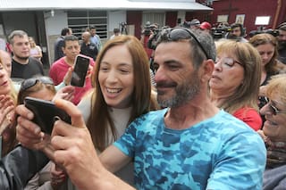 El voto de Vidal, sin su campera de cábala: "Siempre tengo esperanza"