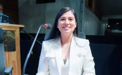 María Florencia Auat, la concejala de Tolhuin que denunció el aumento salarial de los ediles