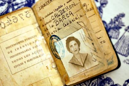 Tuntén nació el 22 de febrero de 1912, el mismo año en que en el país se sancionó la ley Sáenz Peña