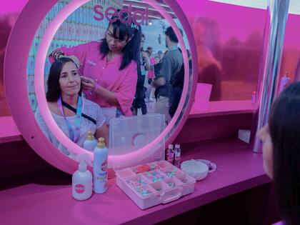 María, ganadora del sorteo, le dio un giro a su look.