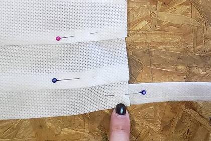 María Genaisir enseña a hacer barbijos