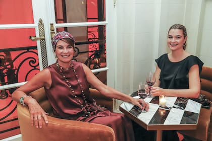 María Gimenéz y su sobrina, Camila Giménez.