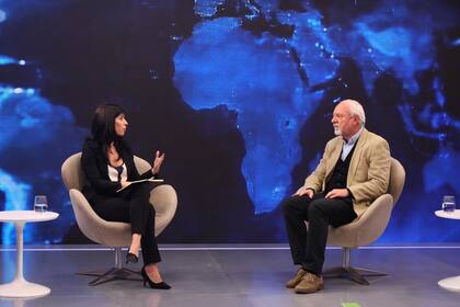 María Julieta Rumi, periodista de LA NACION, y Luis Galeazzi, director ejecutivo de Argencon