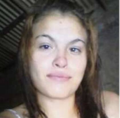 María L. Campuzano Desapareció el 24/11/2018 Villa Dorrego, Bs. As. Edad: 20 años