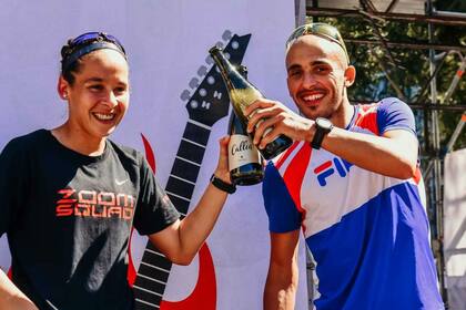 María Luz Tesuri y Martín Méndez, los ganadores de hoy en la carrera porteña.