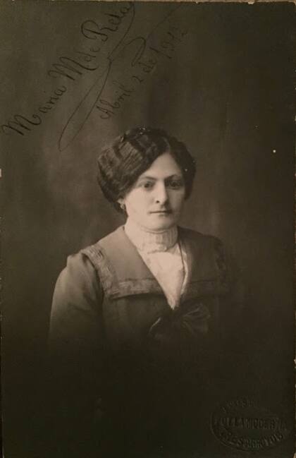 María Miranda Iriarte de Reta, esposa de Martín Reta, en 1912.
