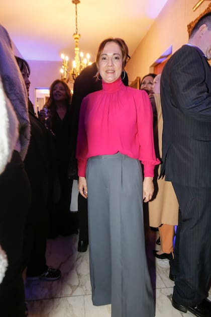 María Noel Crucci, esposa del embajador de Uruguay en Argentina. Más de 1.200 invitados fueron parte de la celebración del Día de la Independencia