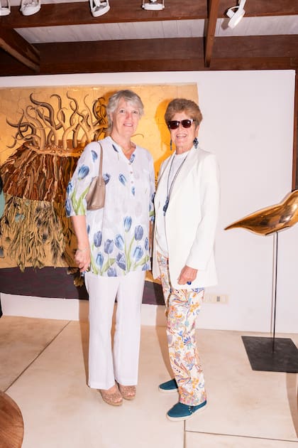 María Susana Azzy y Victoria Palmer