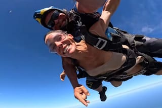 María Susini se animó a saltar en paracaídas y Arana tuvo un gesto que no pasó inadvertido