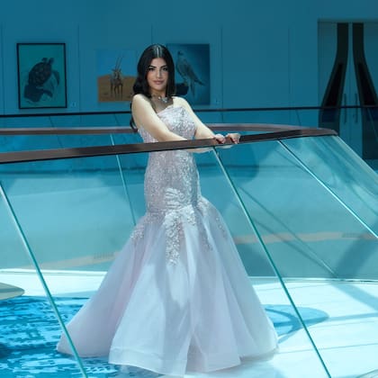 Mariam Mohamed es la primera candidata con nacionalidad emiratí en representar a su país (Instagram/@mimim7md1)