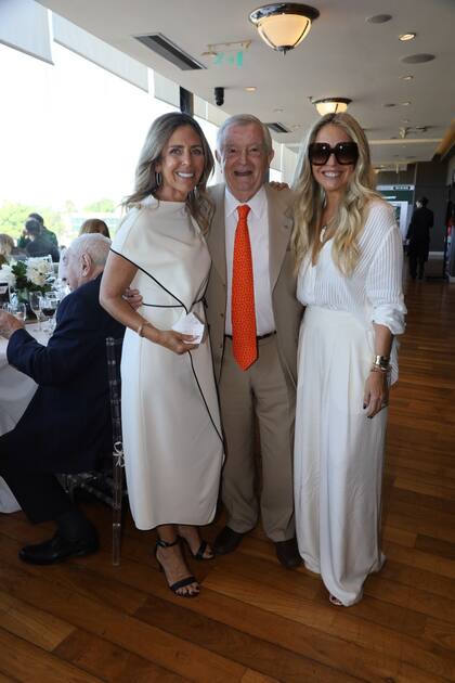 Mariana Bagó, Juan Carlos Bagó y Connie Piuma en el Gran Premio Nacional