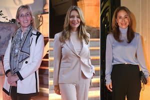 Todos los invitados a la presentación del libro sobre Vaca Muerta en el Palacio Noel