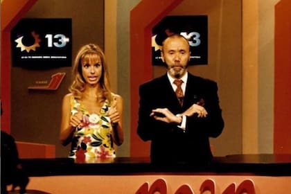 Desde su programa PNP, Raúl Portal (que coconducía con Mariana Fabiani) le hacía la guerra a los mentalistas, astrólogos y parapsicólogos; entre ellos estaba Blanca Curi