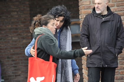 Mariana Mactas llega al cementerio de la Chacarita