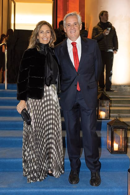 Mariana y Juan Pablo Bagó llegaron puntualísimos.