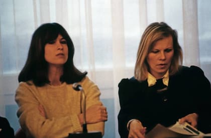 Marianne y su abogada en la sala del Tribunal (Getty Images)