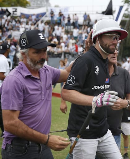 Mariano Aguerre, cuñado de los tres hermanos Pieres, dejó su lugar a Polito en La Z en 2015 y luego fue director técnico del equipo negro; muchas veces Ellerstina privilegió a la familia para componer el cuarteto.