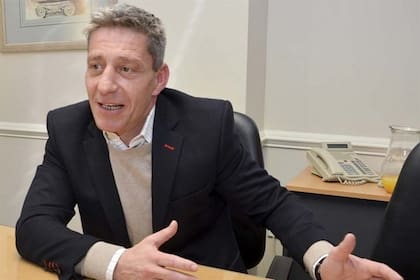 Las transferencias discrecionales a Chubut, gobernada por Mariano Arcioni, cayeron 57,4% en términos reales entre enero y abril.