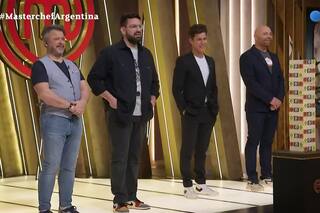 Mariano Martínez fue invitado a MasterChef y un detalle en su vestimenta inquietó a los participantes