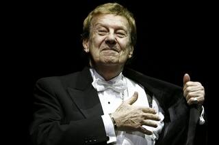 Para descubrir y redescubrir a Mariano Mores en ocho tangos eternos