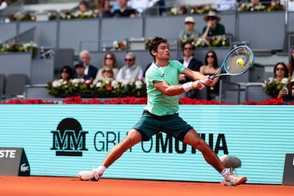 Mariano Navone le dio batalla al alemán Alexander Zverev, pero cayó en tres sets con el número 3 del mundo