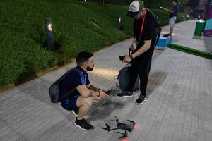 Mariano Nievas, el piloto de drone de la Selección Argentina, que consiguió los permisos a último momento