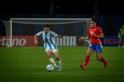 Maricel Pereyra, en acción con la camiseta argentina