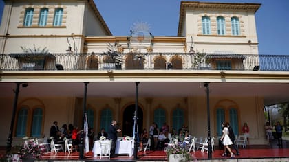 Ayer al mediodía estaba todo preparado para la ceremonia