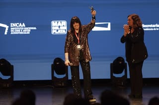 El Festival de cine de Mar del Plata dio su señal de largada con un film de Jennifer Lopez y un homenaje a Marilina Ross