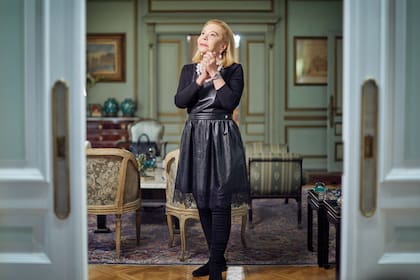 Marina Dodero, la argentina que mejor conoció a Onassis, en su piso de Recoleta