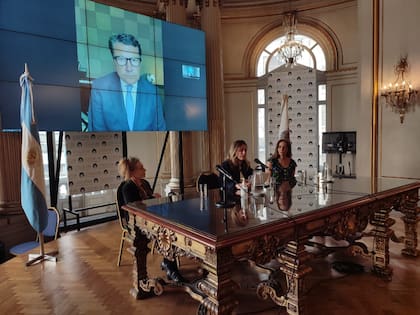 Marina Kienast (Republicanos Unidos) durante la presentación del proyecto en la Legislatura, en septiembre pasado